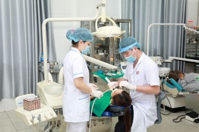 Dịch vụ Răng H&agrave;m Mặt