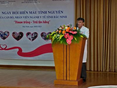 Hiến m&aacute;u l&agrave; nghĩa cử cao đẹp của đội ngũ y b&aacute;c sĩ ng&agrave;nh y